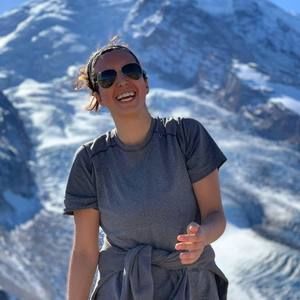 Meet your Posher, Cory